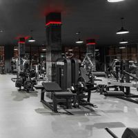 U3001D Сгибание ног лежа. Стек 94 кг